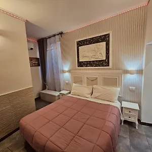 ***** Couette-café A&f Colosseo Italie
